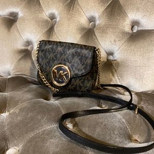 Michael Kors Crossbody